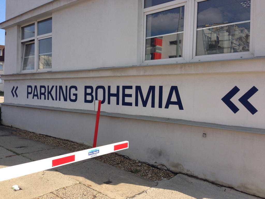 Hostel Bohemia Прага Екстер'єр фото